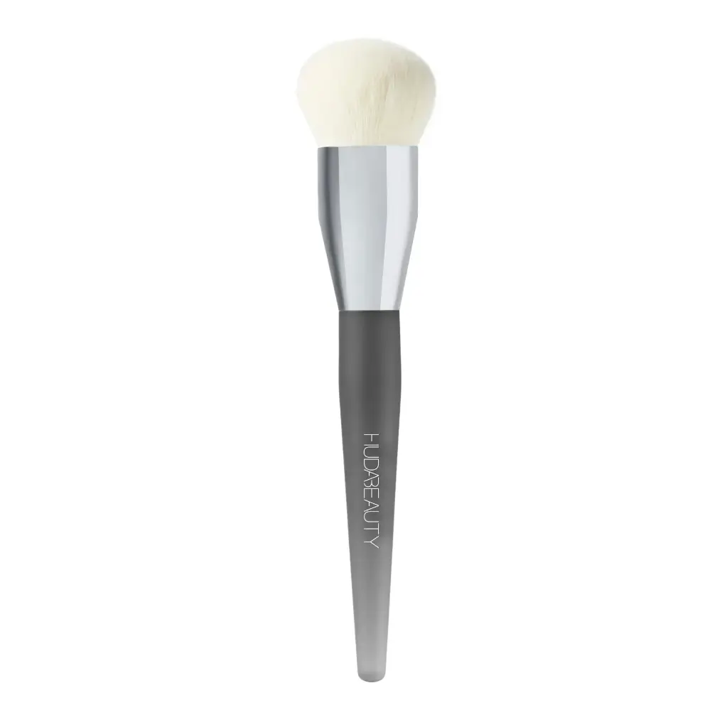 HUDA BEAUTY - BASE BRUSH COMPLEXION MAKEUP BRUSH