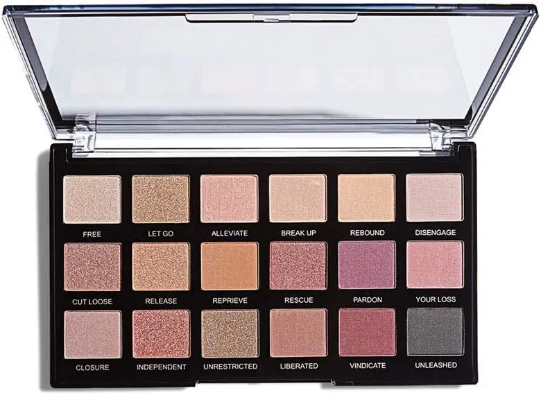 REVOLUTION PRO - UNLEASHED EYE SHADOW PALETTE 18 COLORS