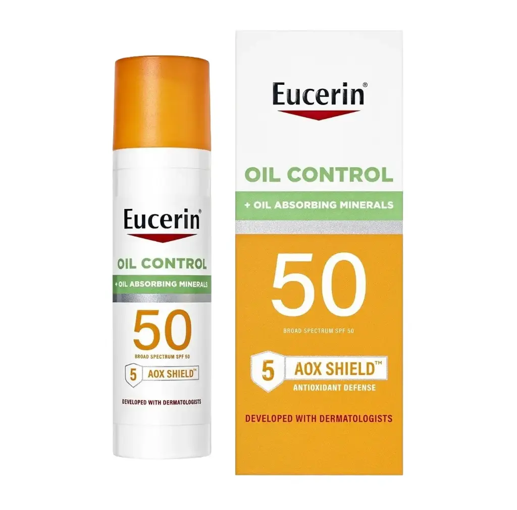 EUCERIN - OILY SKIN CONTROL LIGHTWEIGHT FACE SUNSCREEN LOTION SPF50, 75ML