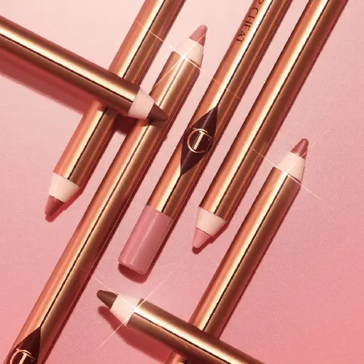 شارلوت تلبري - قلم تحديد شفاه ليب تشيت 1.2 جرام