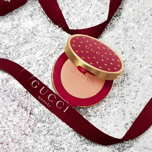 جوتشي - بلاش دو بيوت محدودة الإصدار للخدود والعيون بودرة مضيئة مات 5.5 جرام